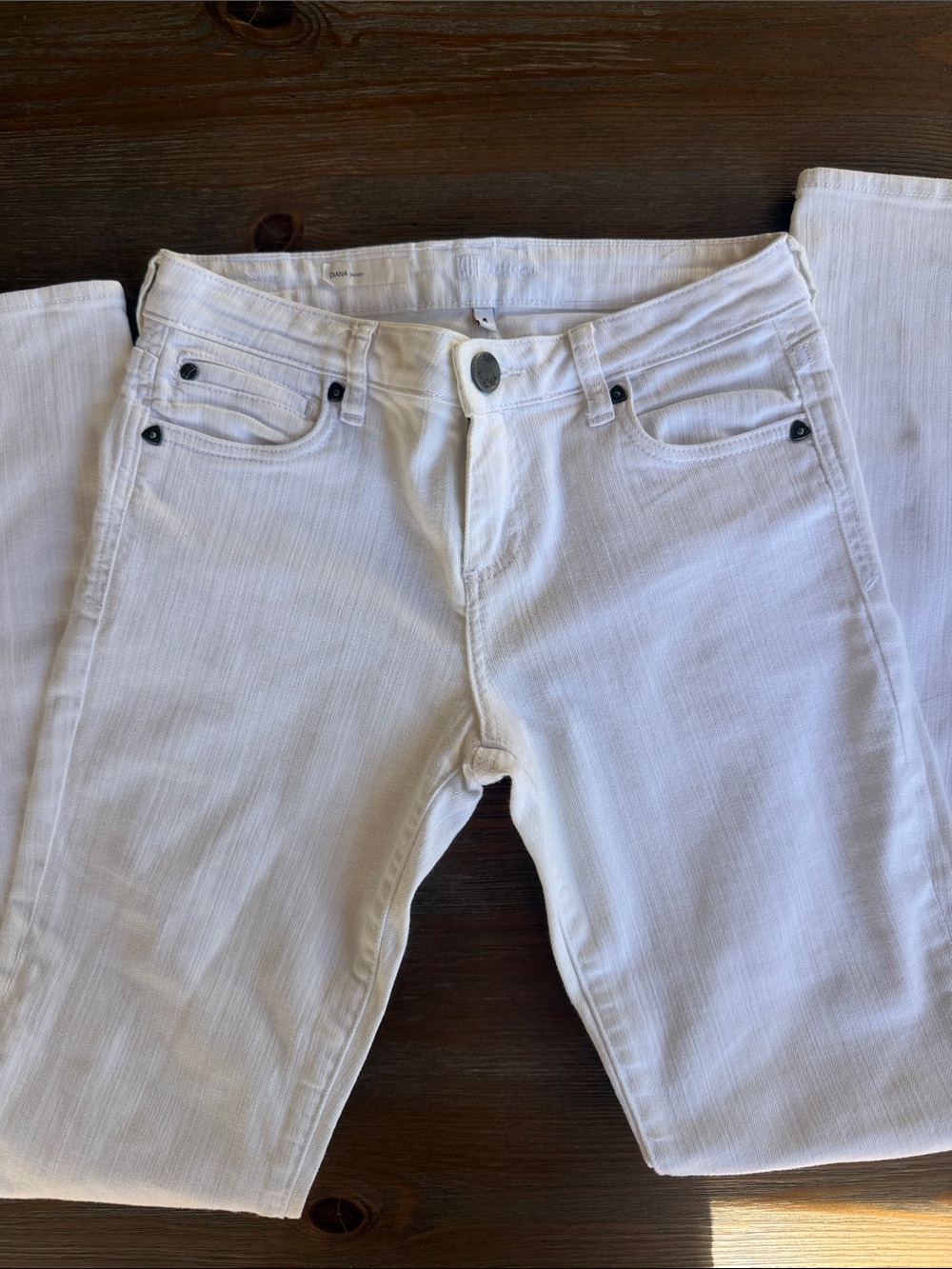 Kut from the Kloth White skinny Jeans size 4